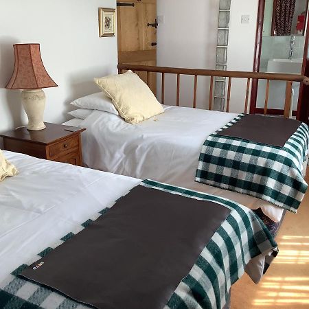Bed and Breakfast Bwthyn Cudd Westbury  Exteriér fotografie